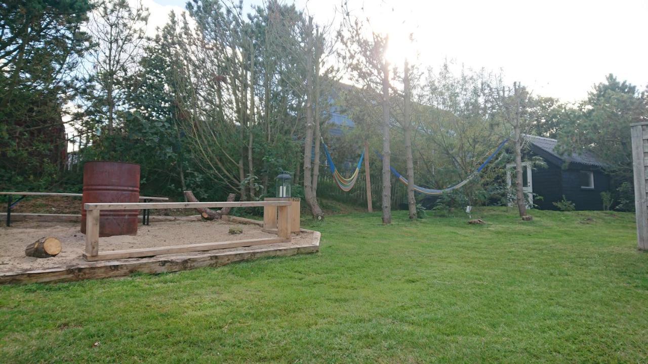 Sloe Pete'S Hideout Hostel Nørre Vorupør Exterior foto